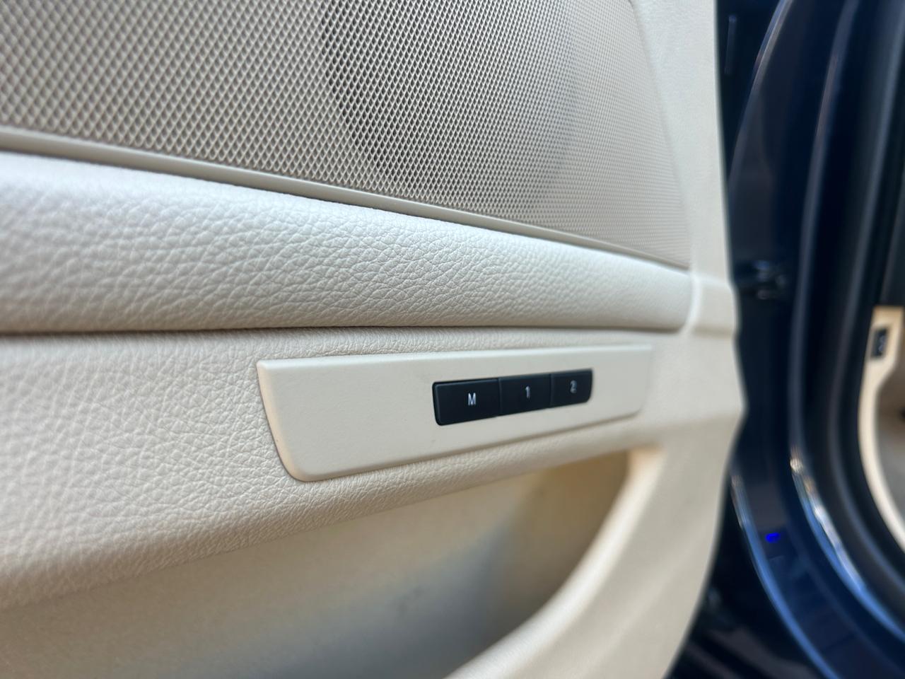 BMW 5 Series 4dr Sdn 535i xDrive AWD 2014