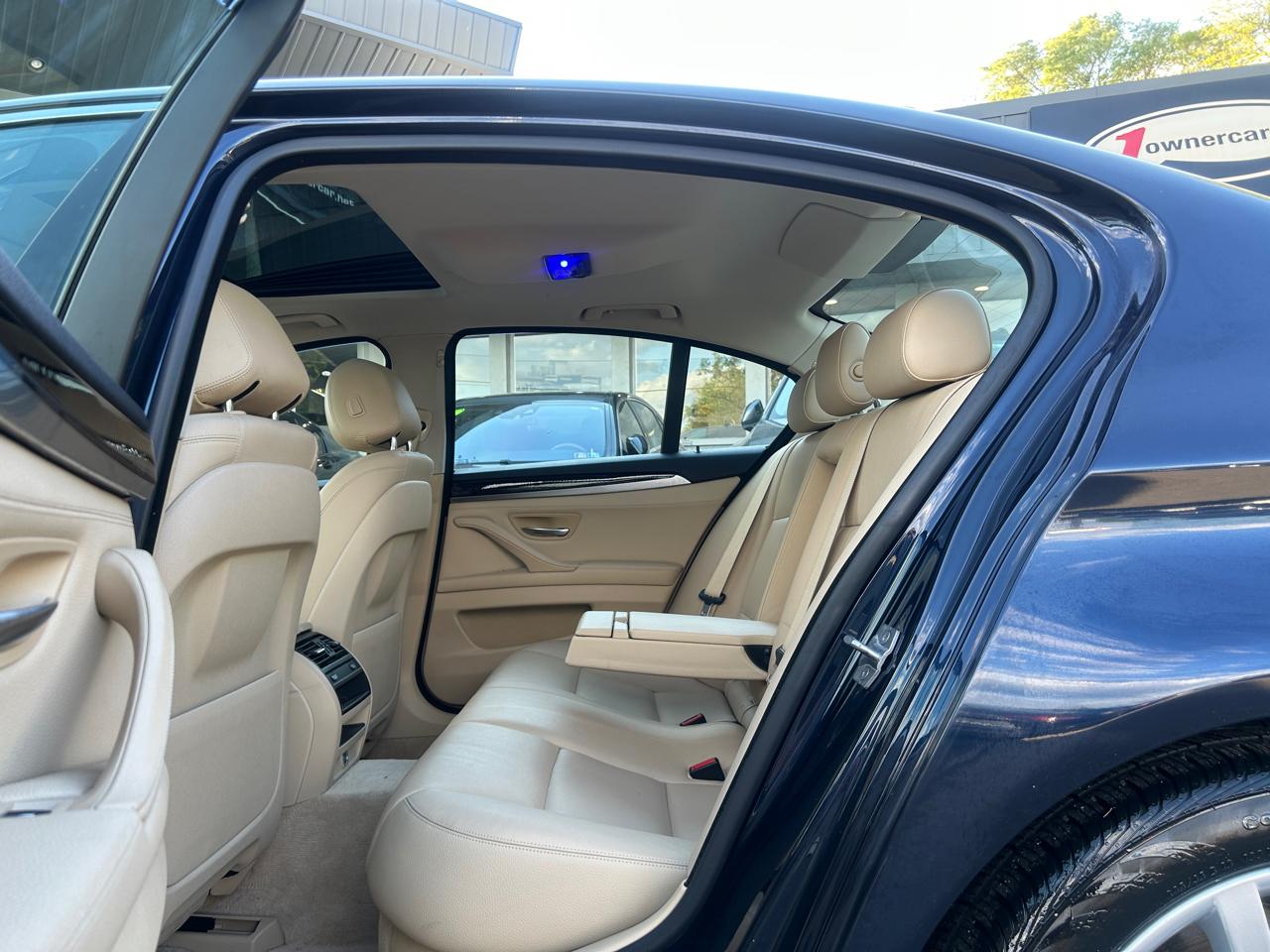 BMW 5 Series 4dr Sdn 535i xDrive AWD 2014