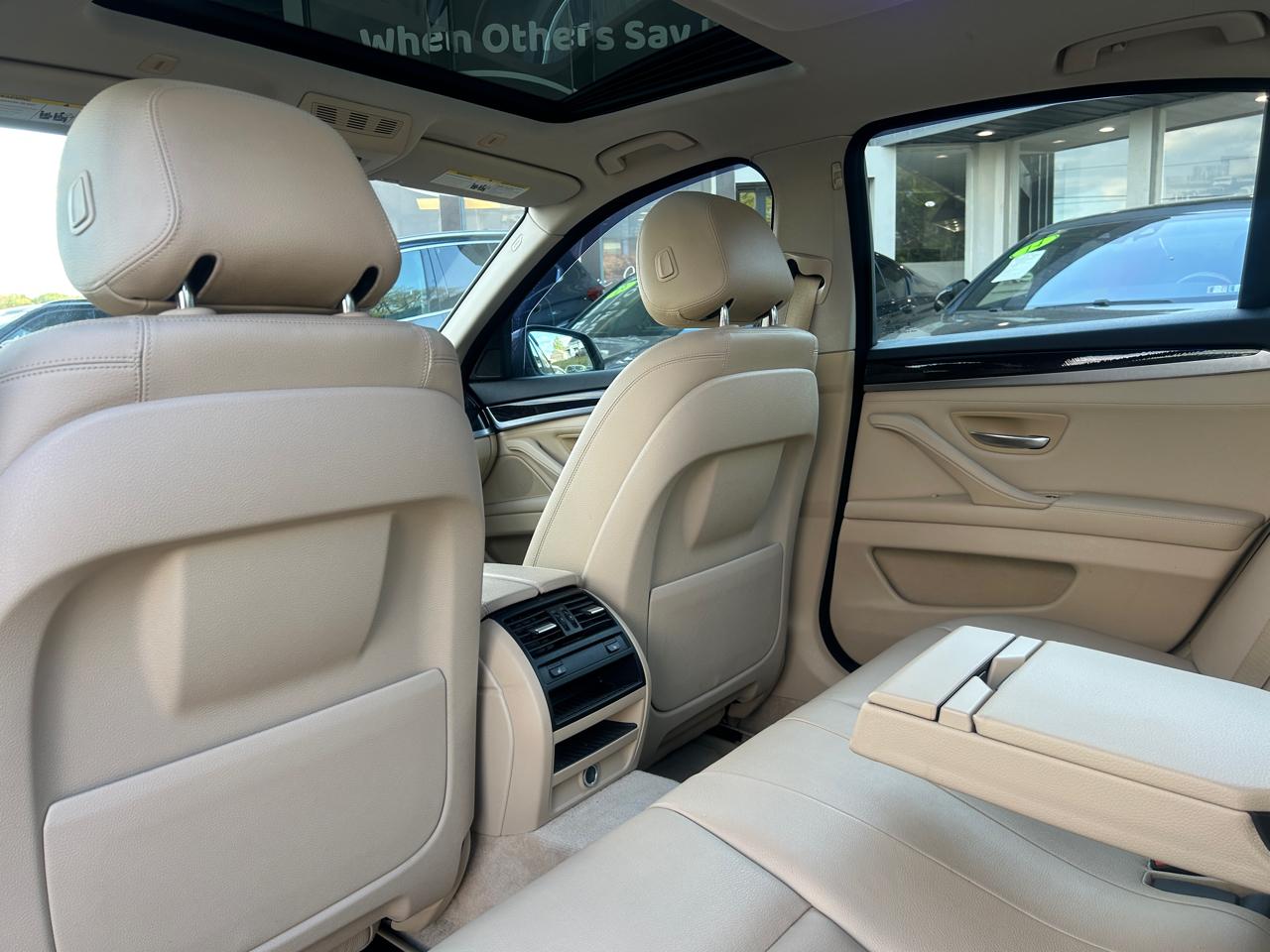 BMW 5 Series 4dr Sdn 535i xDrive AWD 2014