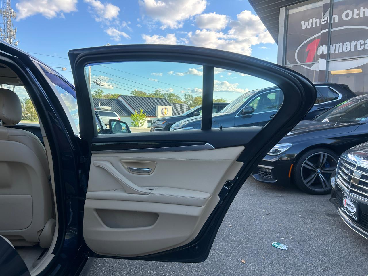 BMW 5 Series 4dr Sdn 535i xDrive AWD 2014