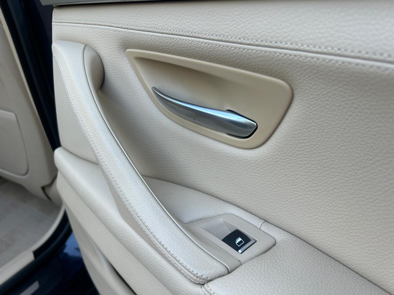 BMW 5 Series 4dr Sdn 535i xDrive AWD 2014