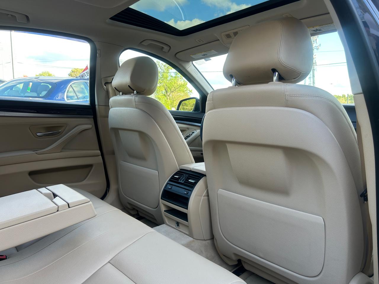 BMW 5 Series 4dr Sdn 535i xDrive AWD 2014