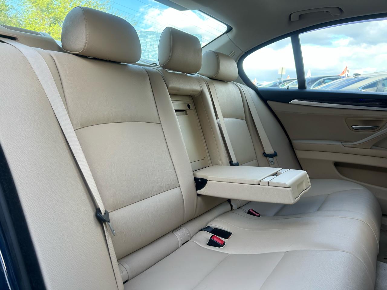 BMW 5 Series 4dr Sdn 535i xDrive AWD 2014