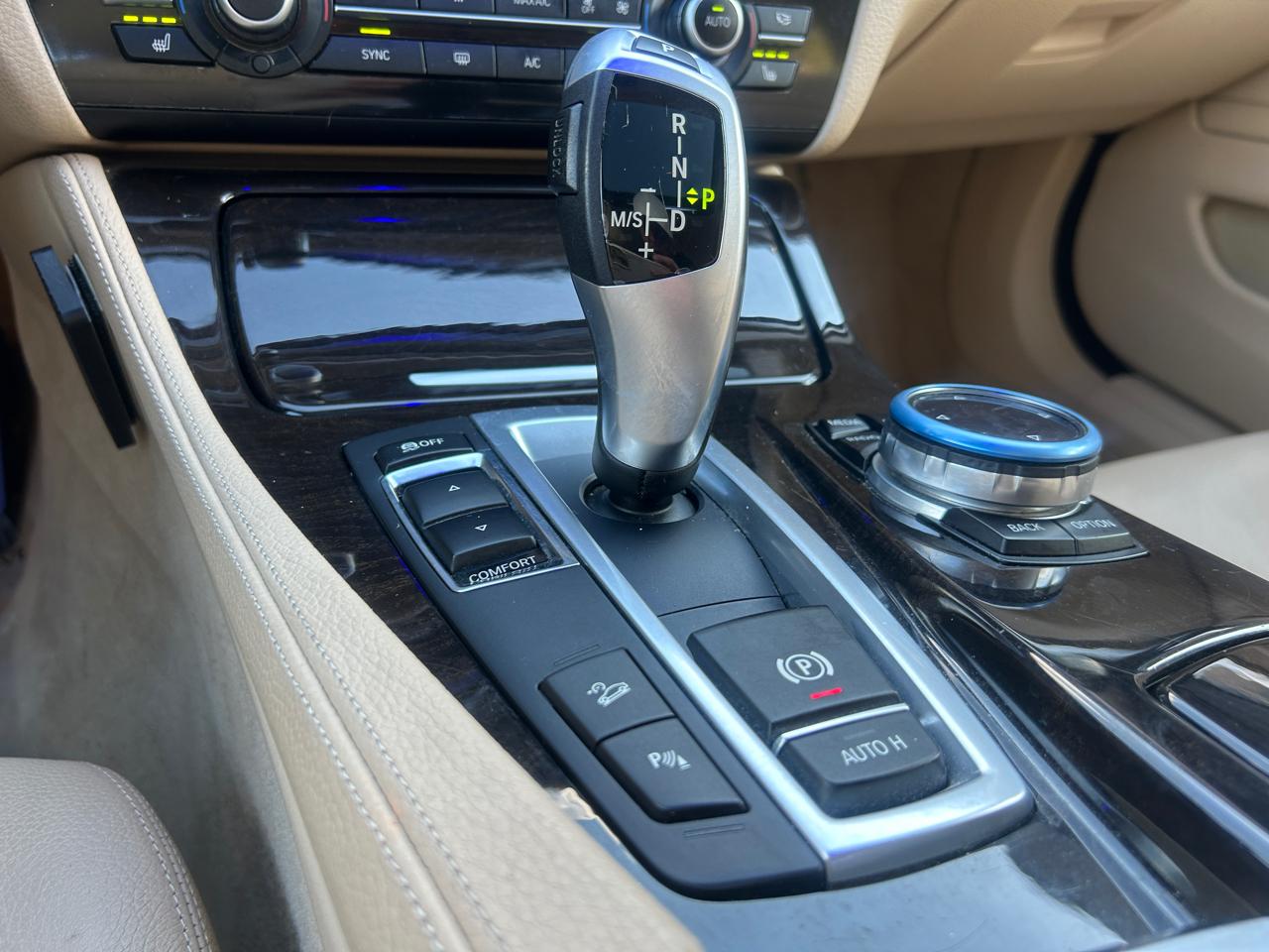 BMW 5 Series 4dr Sdn 535i xDrive AWD 2014