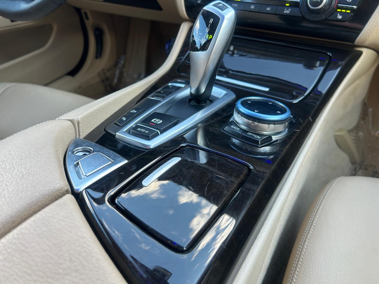 BMW 5 Series 4dr Sdn 535i xDrive AWD 2014