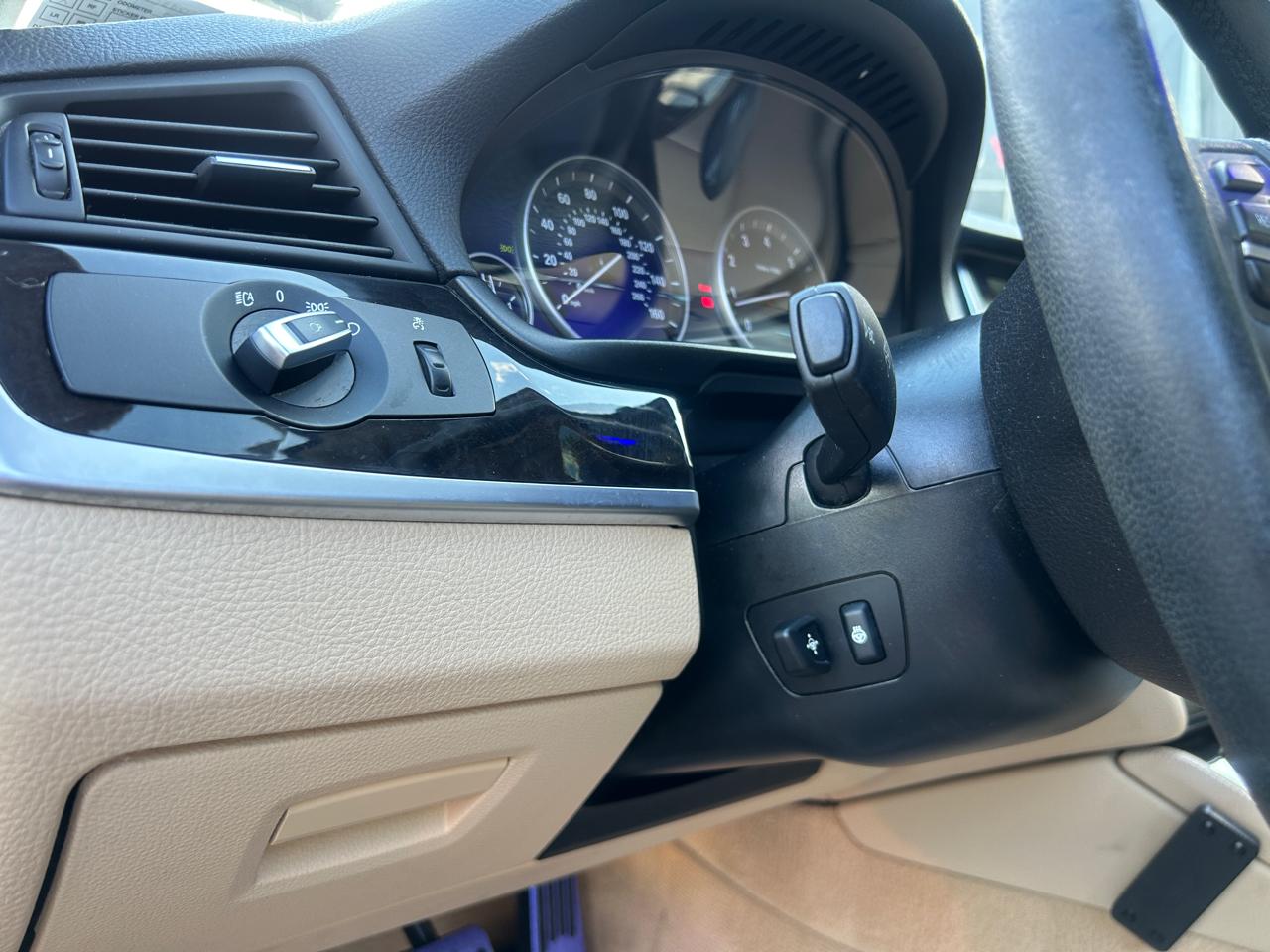 BMW 5 Series 4dr Sdn 535i xDrive AWD 2014