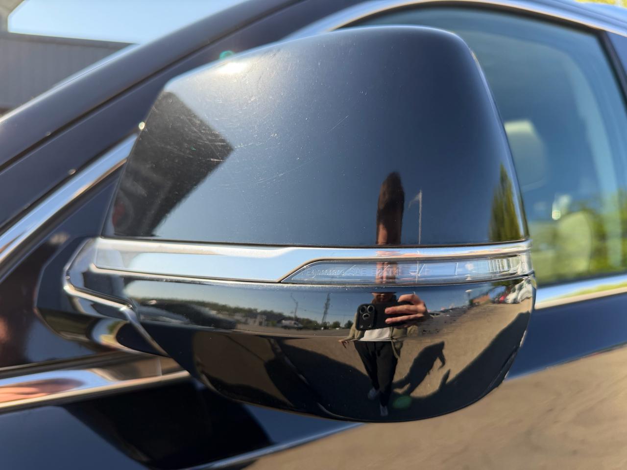 Cadillac Escalade ESV 4WD 4dr Luxury 2018