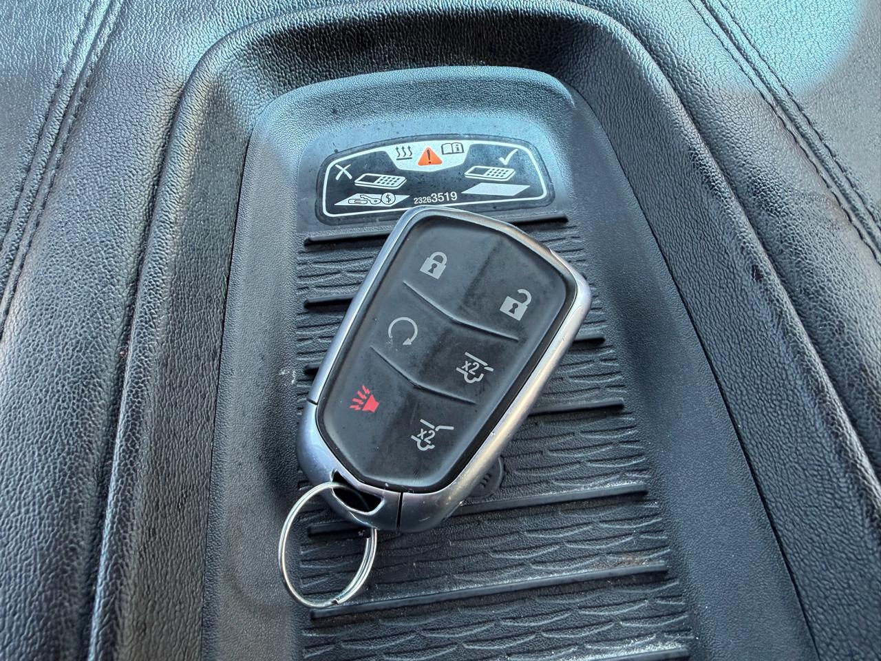 Cadillac Escalade ESV 4WD 4dr Luxury 2018