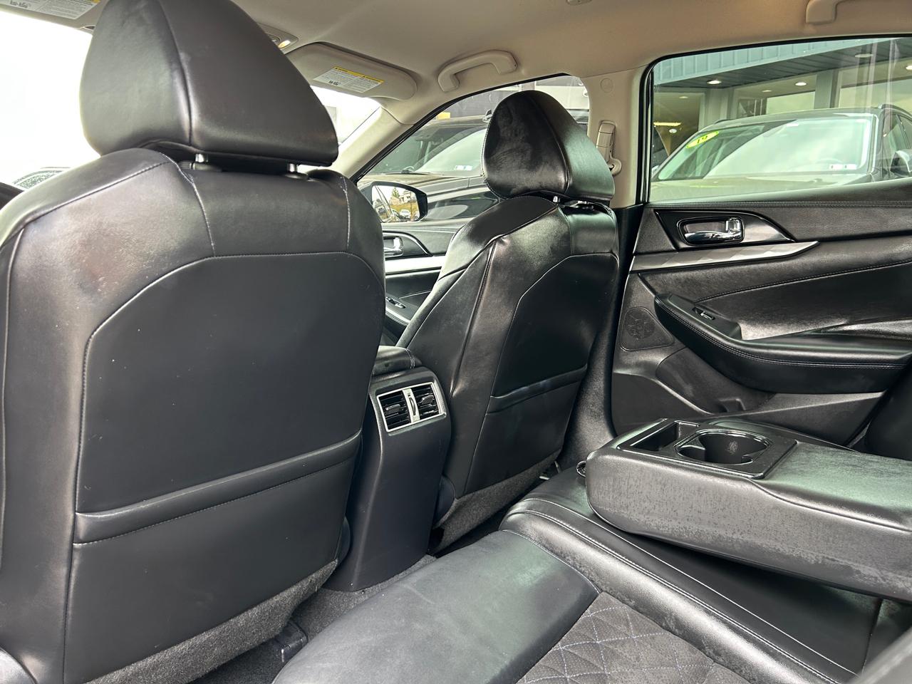 Nissan Maxima SR 3.5L 2017