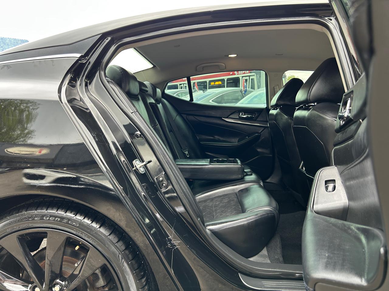 Nissan Maxima SR 3.5L 2017