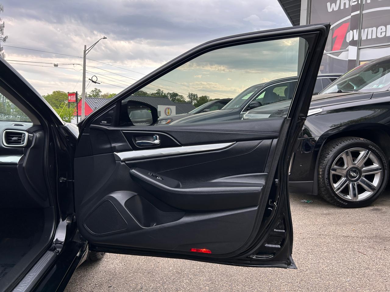 Nissan Maxima SR 3.5L 2017