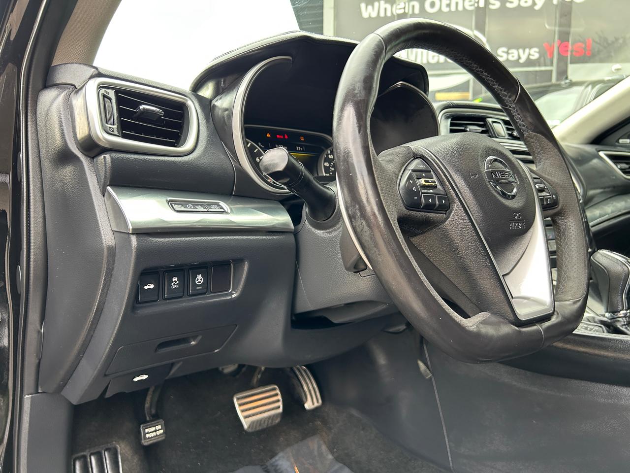 Nissan Maxima SR 3.5L 2017