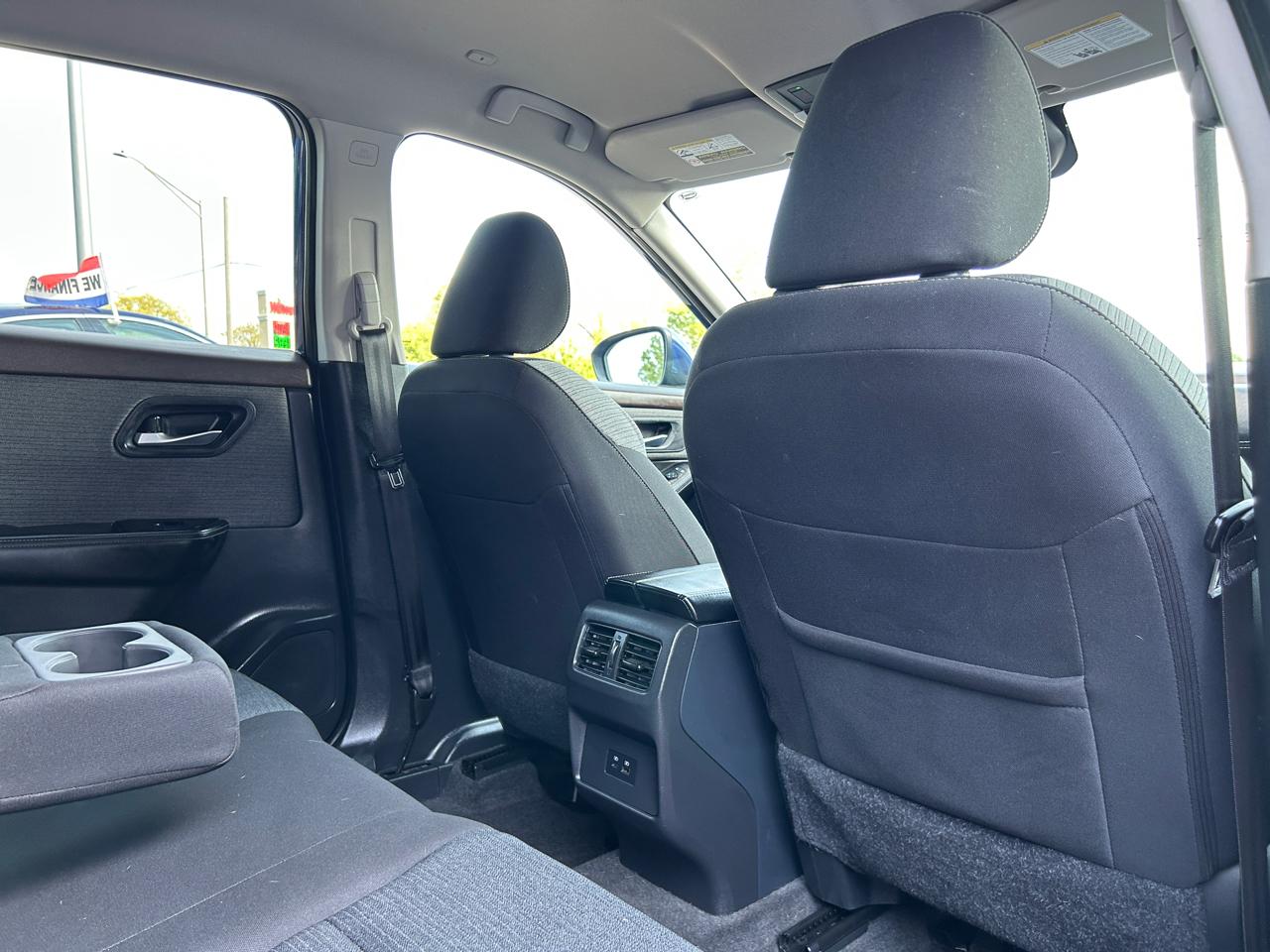 Nissan Rogue AWD SV 2023