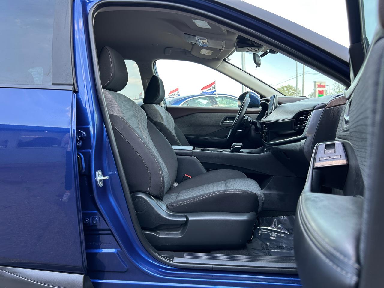 Nissan Rogue AWD SV 2023