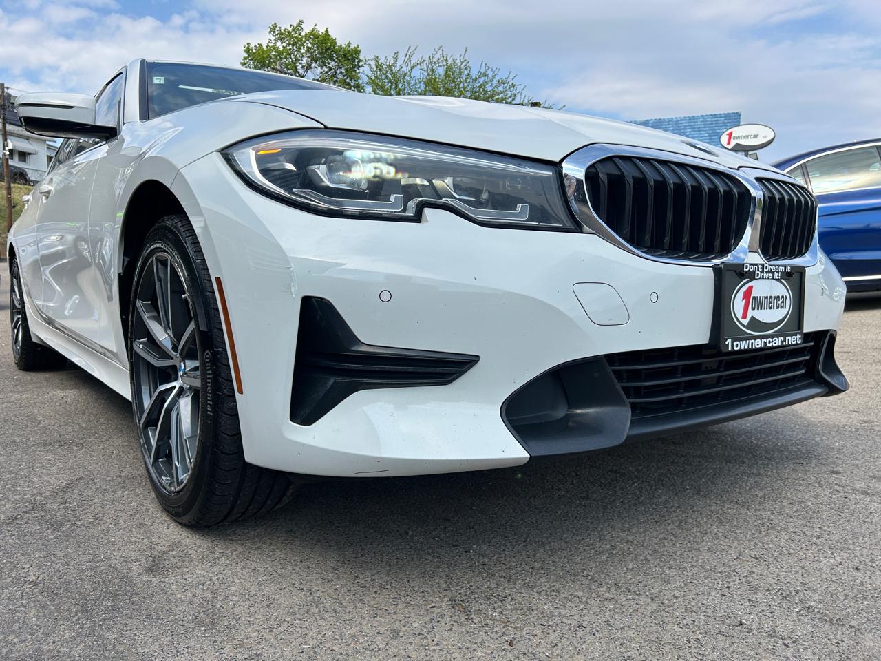 BMW 3 Series 330i xDrive Sedan North America 2020