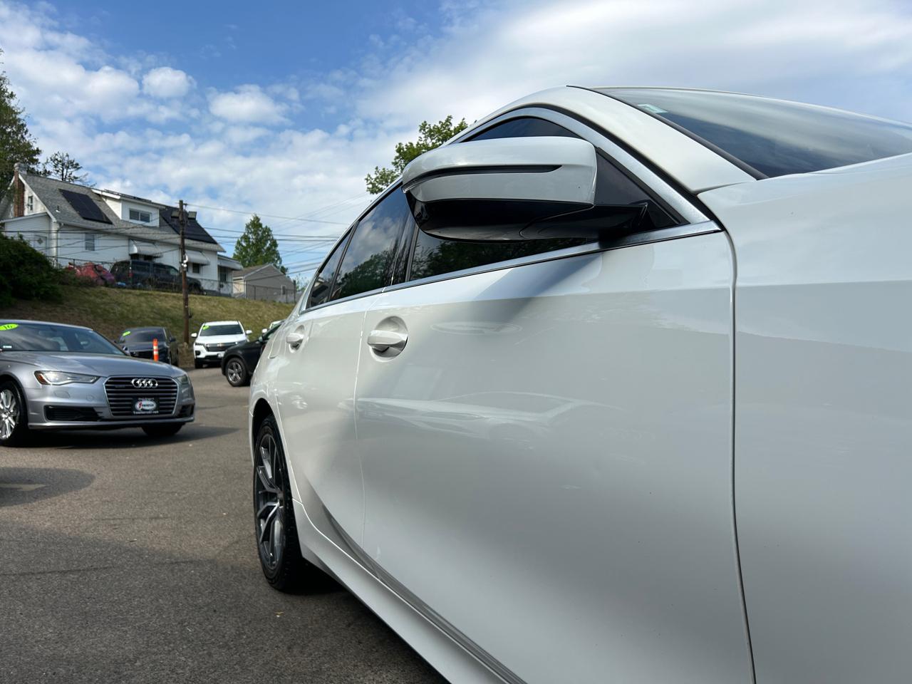 BMW 3 Series 330i xDrive Sedan North America 2020