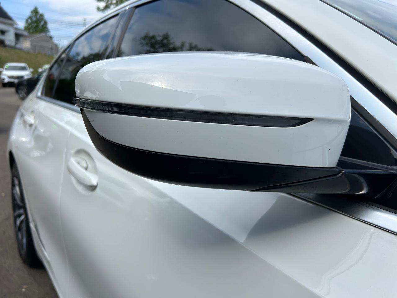 BMW 3 Series 330i xDrive Sedan North America 2020