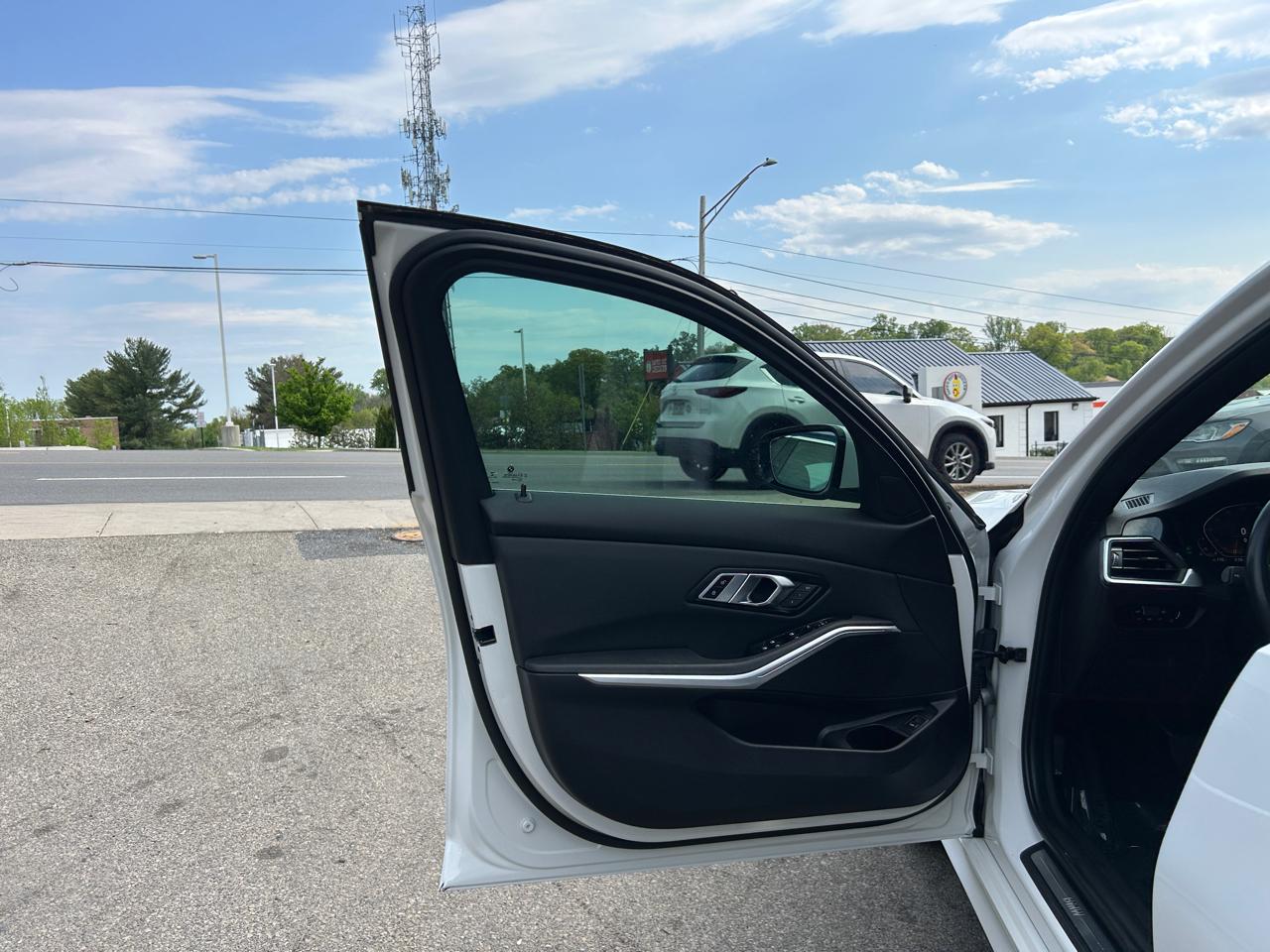 BMW 3 Series 330i xDrive Sedan North America 2020