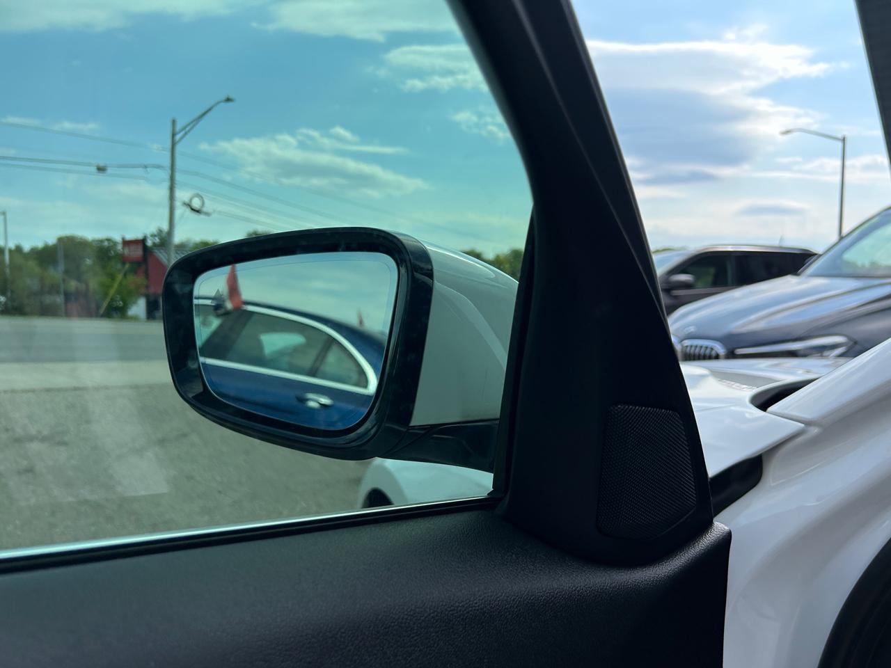 BMW 3 Series 330i xDrive Sedan North America 2020