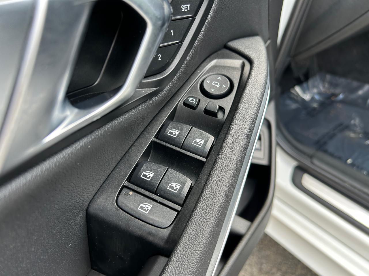 BMW 3 Series 330i xDrive Sedan North America 2020