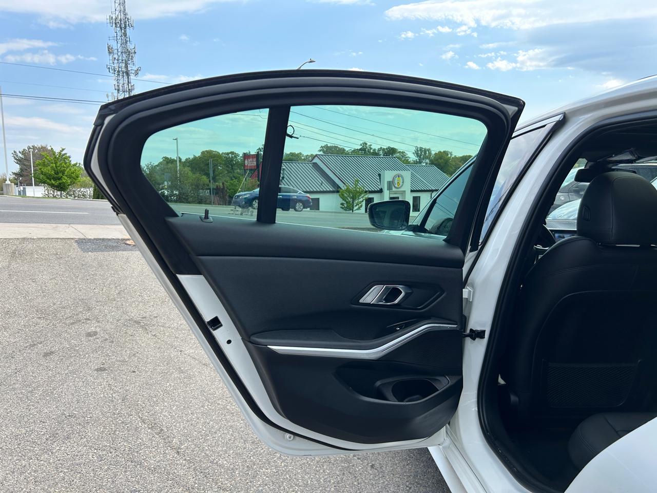 BMW 3 Series 330i xDrive Sedan North America 2020