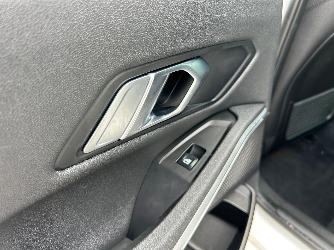 BMW 3 Series 330i xDrive Sedan North America 2020