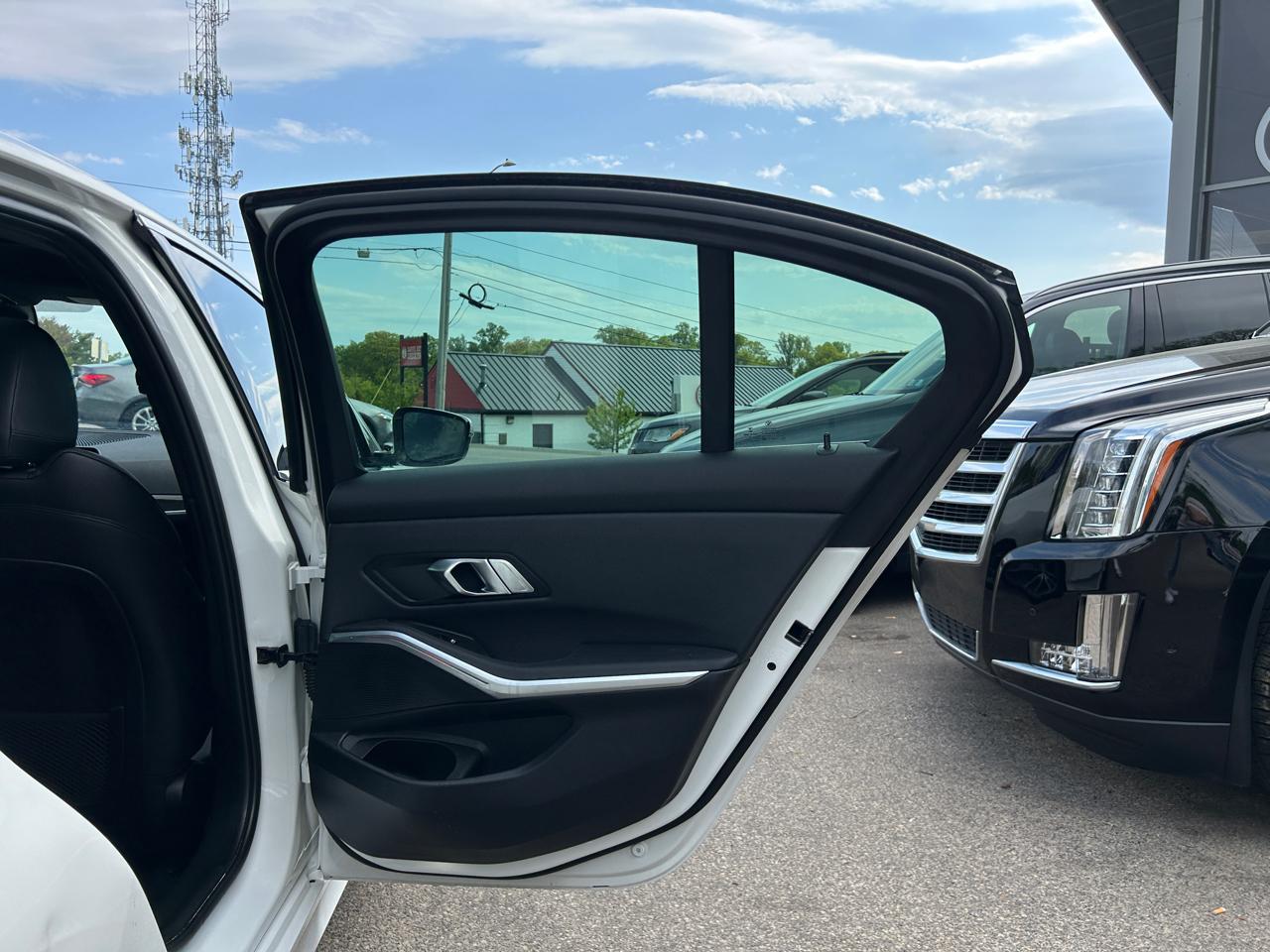 BMW 3 Series 330i xDrive Sedan North America 2020