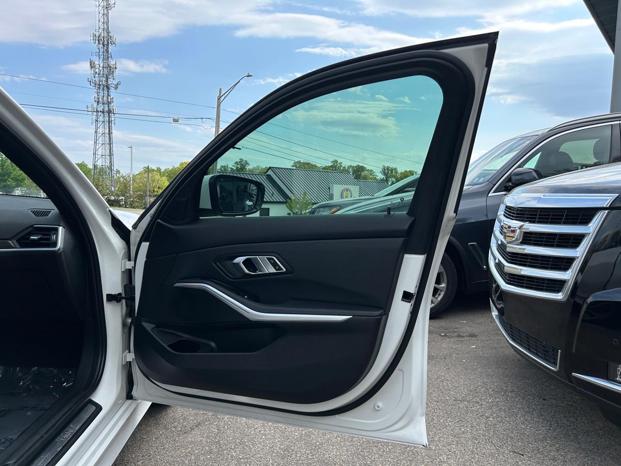 BMW 3 Series 330i xDrive Sedan North America 2020