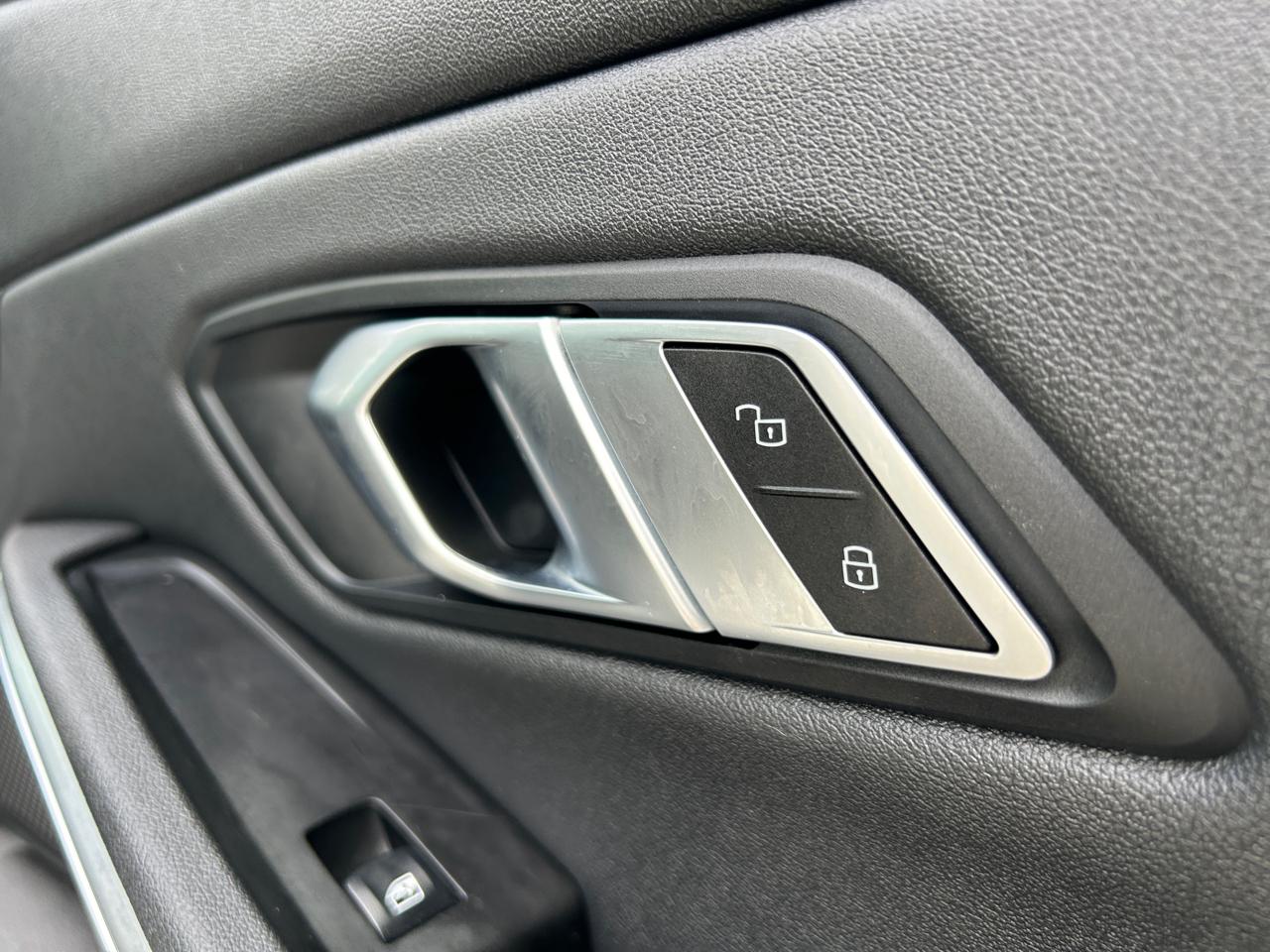 BMW 3 Series 330i xDrive Sedan North America 2020