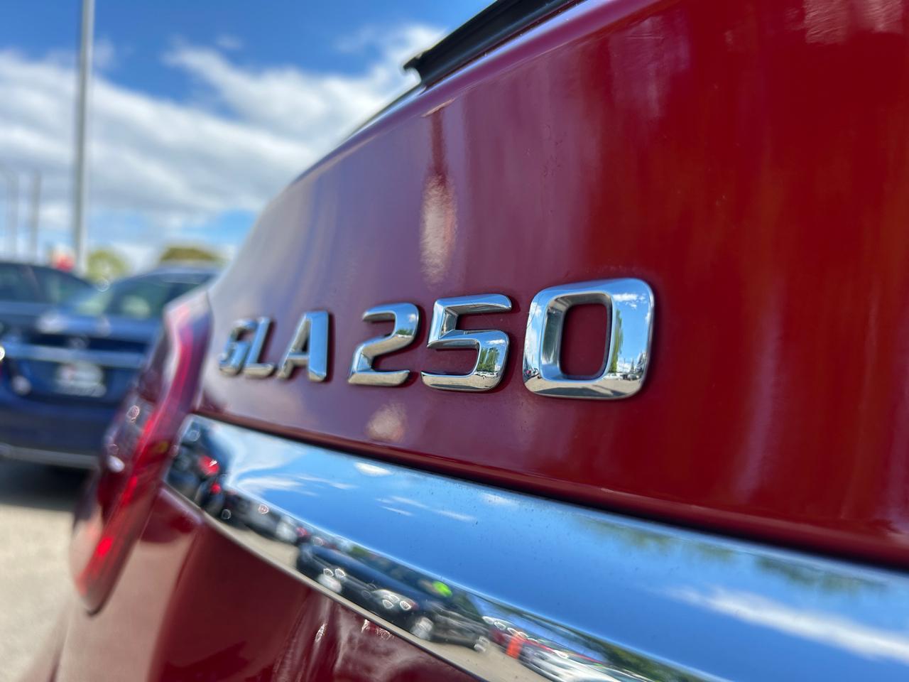 Mercedes-Benz GLA 4MATIC 4dr GLA 250 2016