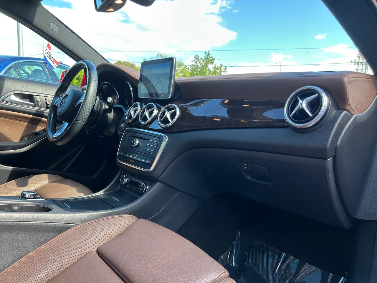 Mercedes-Benz GLA 4MATIC 4dr GLA 250 2016