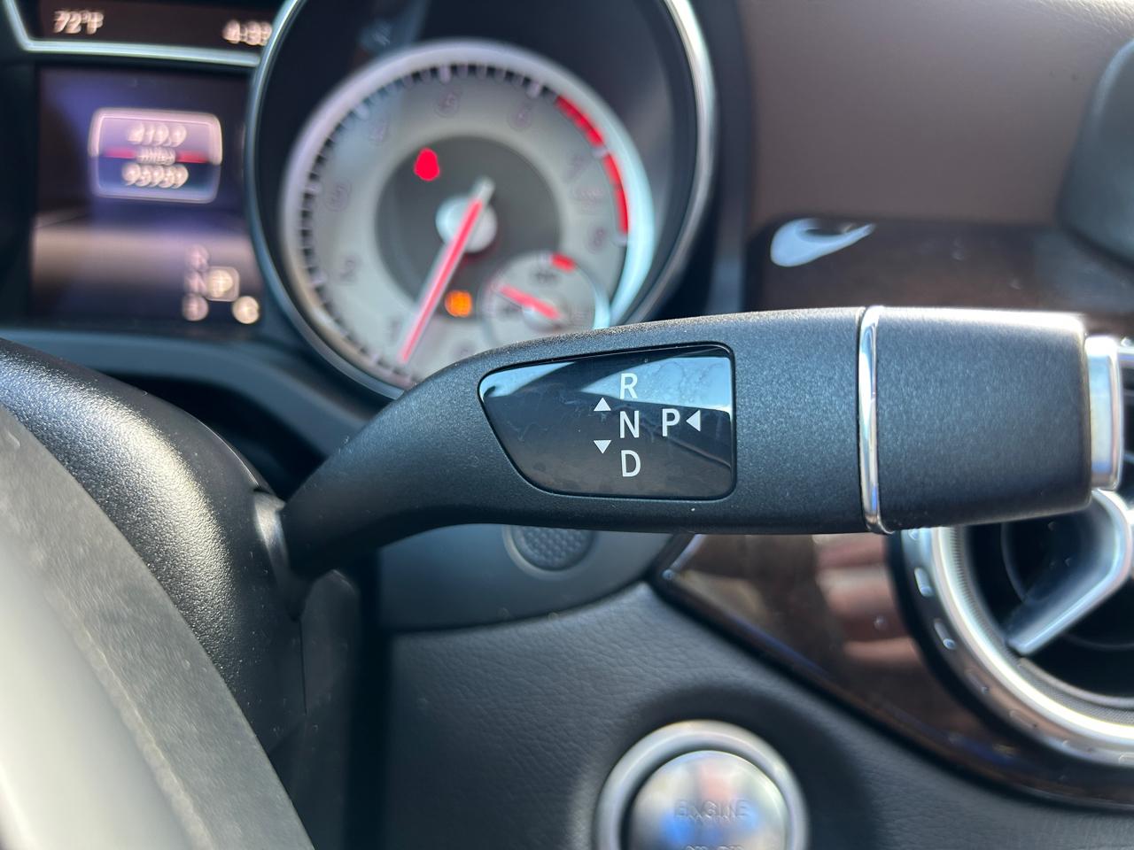 Mercedes-Benz GLA 4MATIC 4dr GLA 250 2016