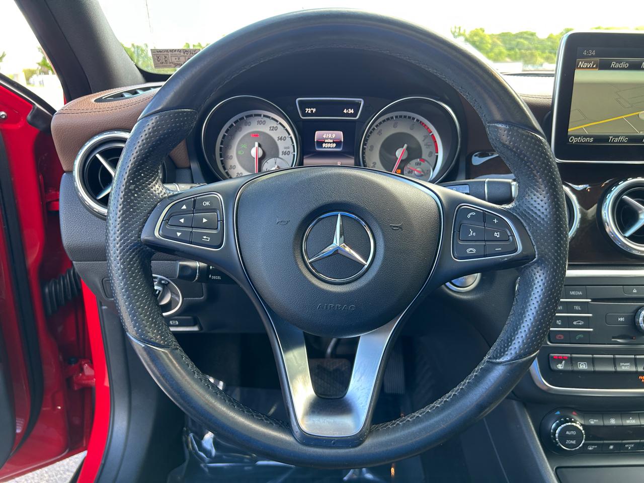 Mercedes-Benz GLA 4MATIC 4dr GLA 250 2016