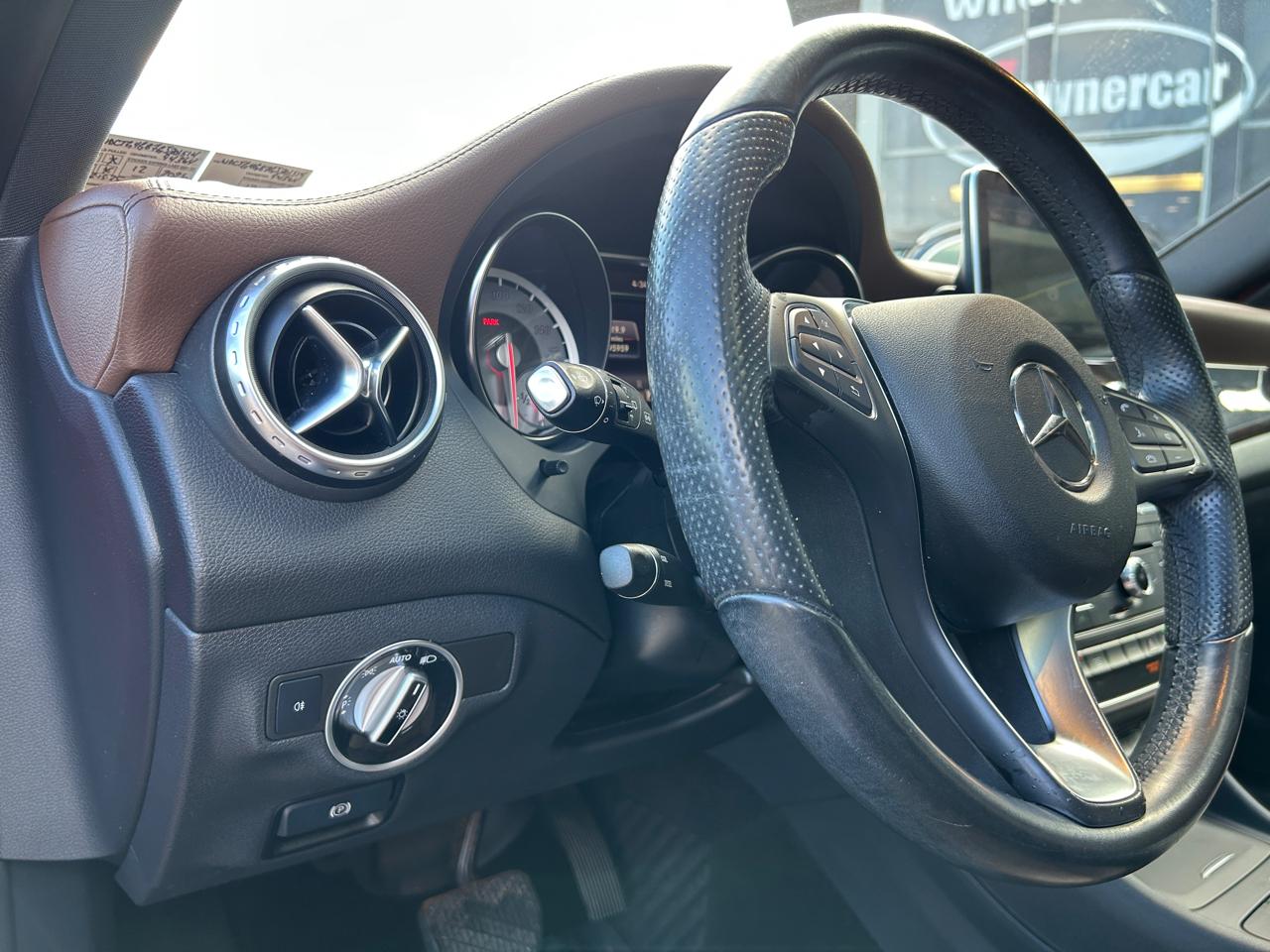 Mercedes-Benz GLA 4MATIC 4dr GLA 250 2016