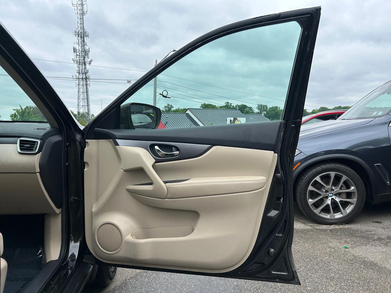 Nissan Rogue AWD 4dr S 2016
