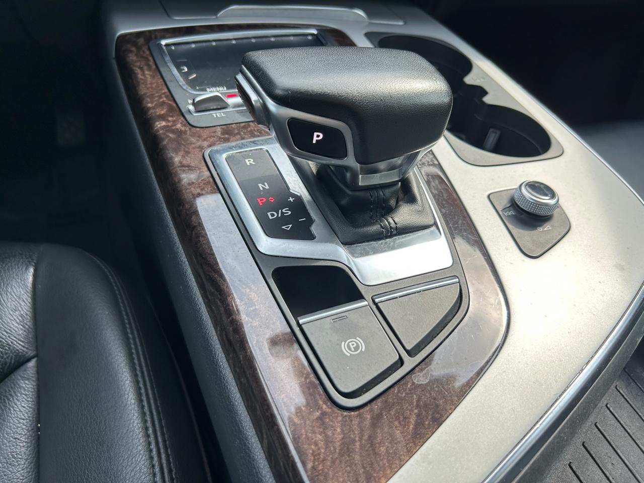 Audi Q7 SE Premium Plus 45 TFSI quattro 2019