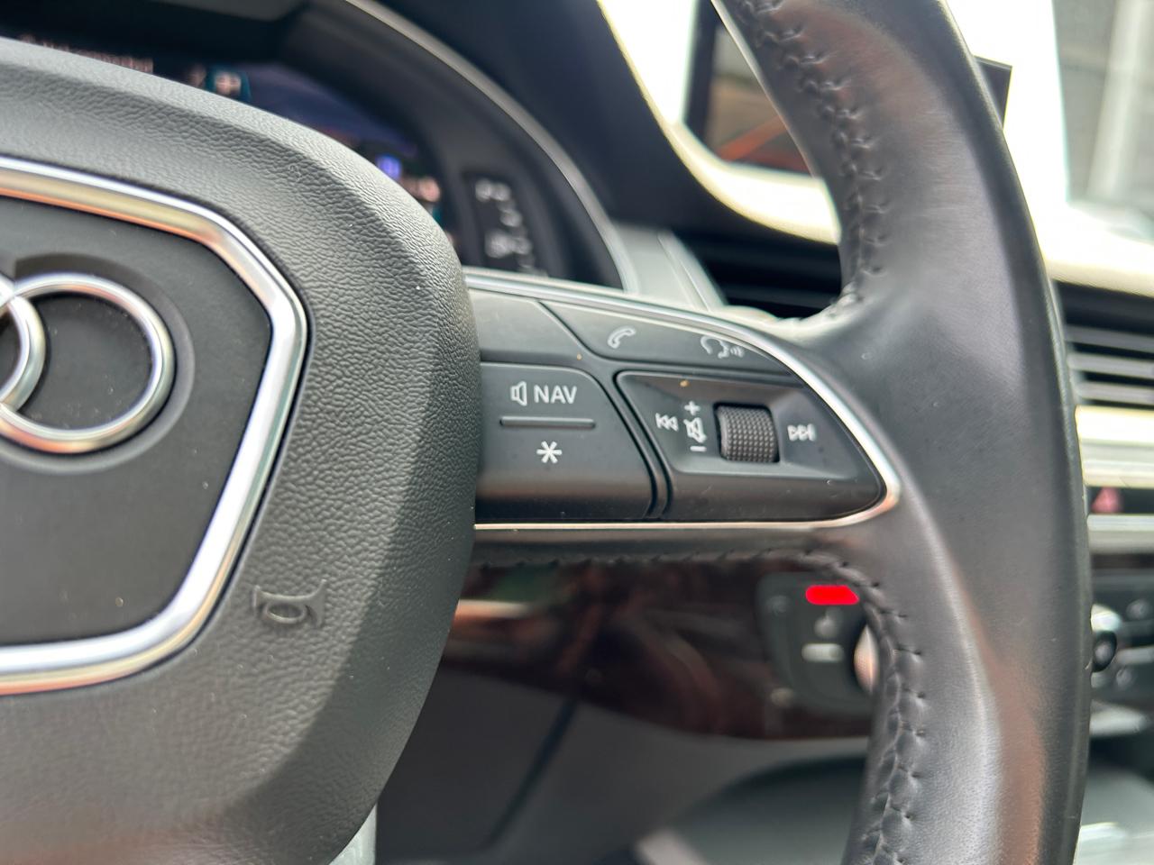 Audi Q7 SE Premium Plus 45 TFSI quattro 2019