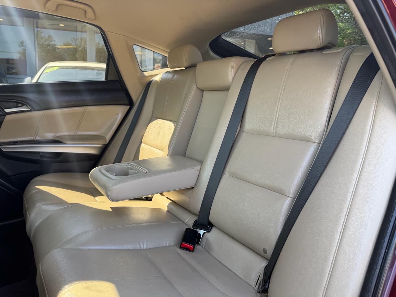 Honda Crosstour 4WD V6 5dr EX-L 2013
