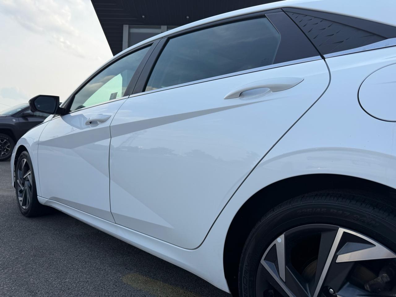 Hyundai Elantra Limited IVT 2024