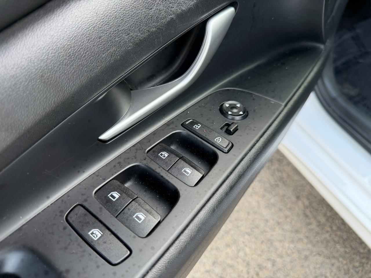 Hyundai Elantra Limited IVT 2024