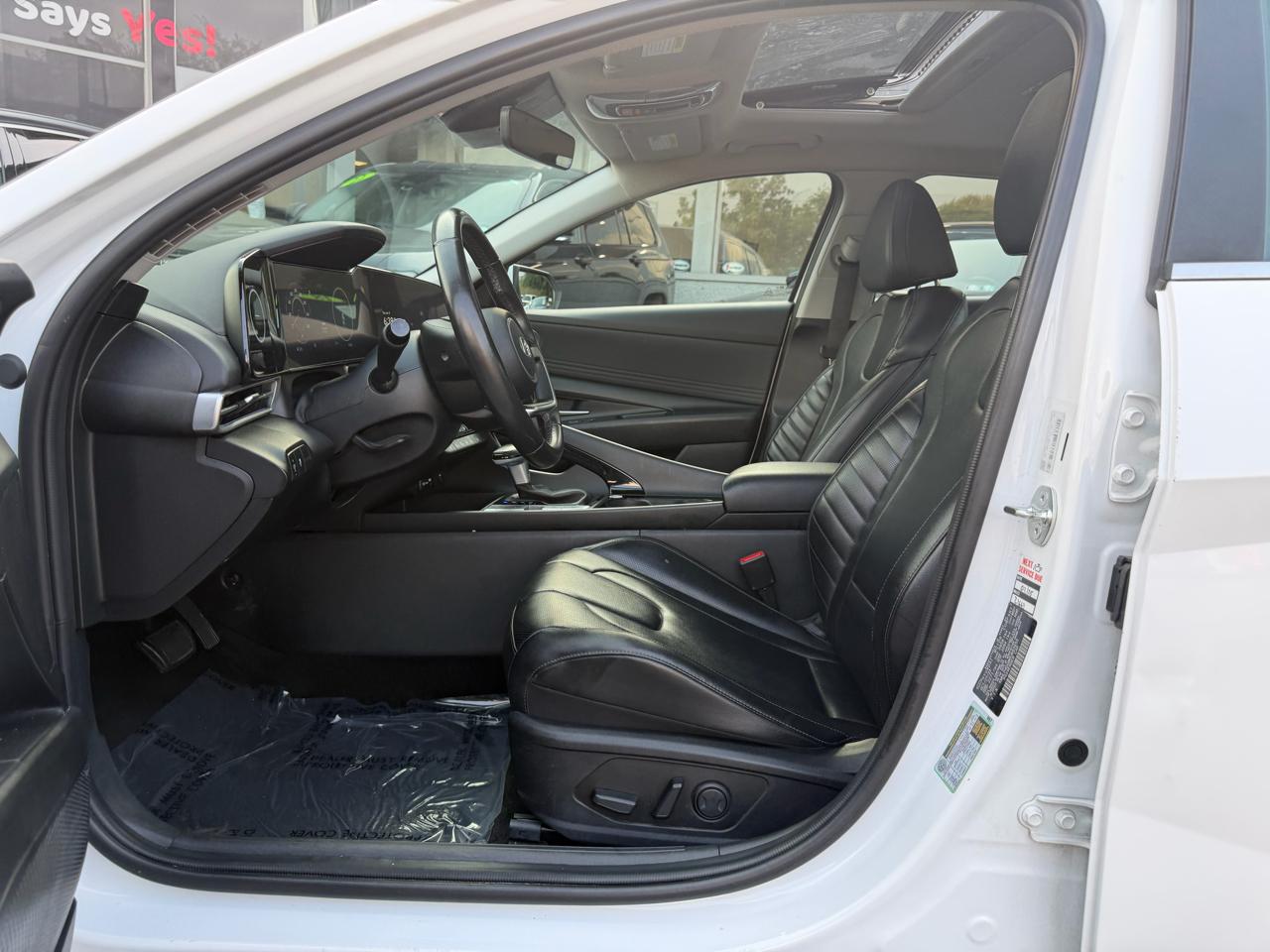Hyundai Elantra Limited IVT 2024