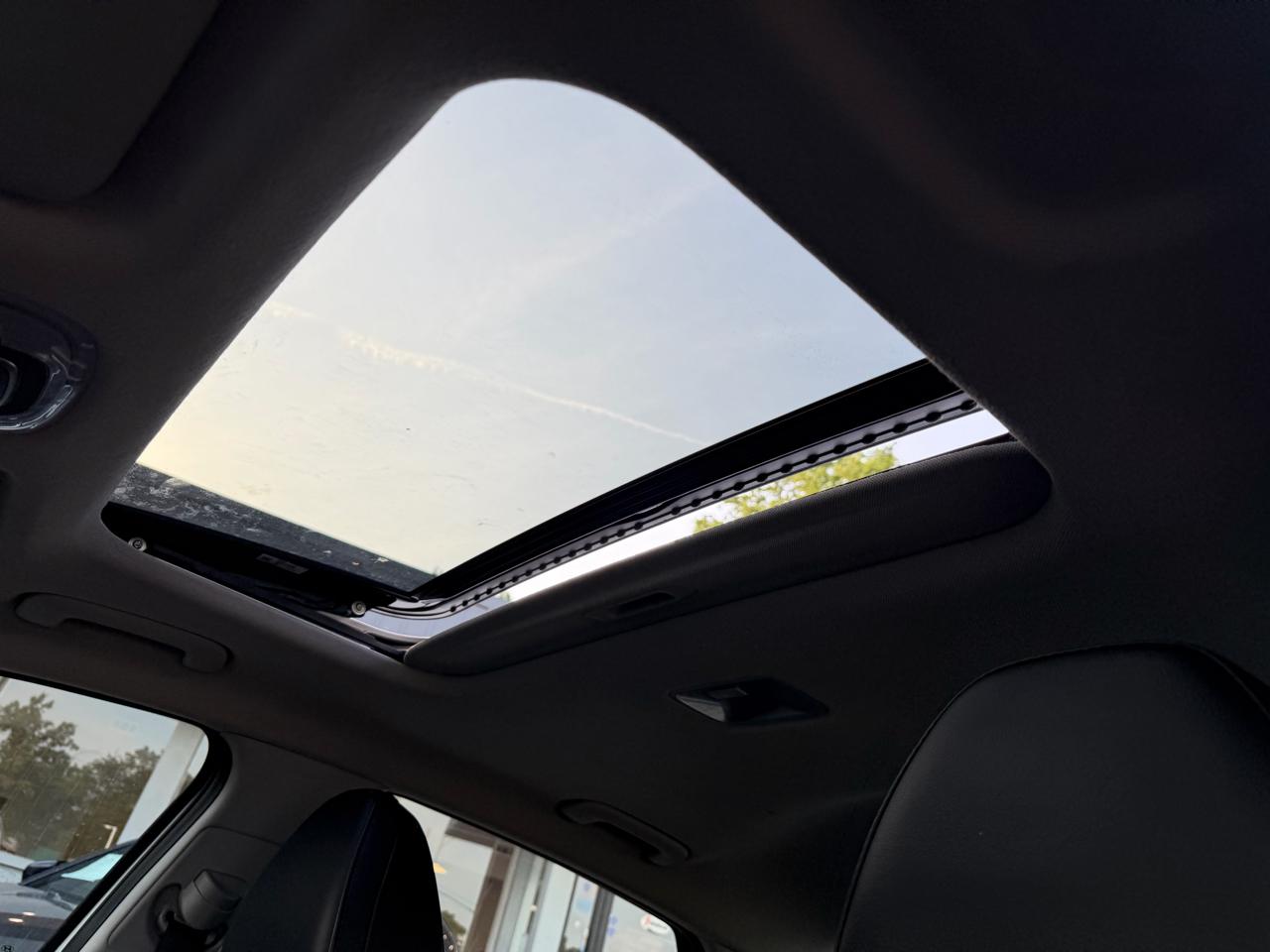 Hyundai Elantra Limited IVT 2024