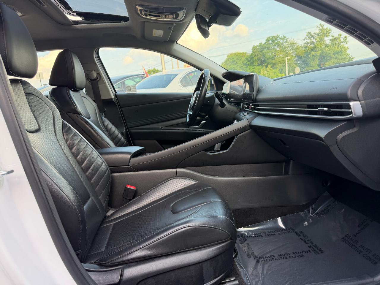 Hyundai Elantra Limited IVT 2024