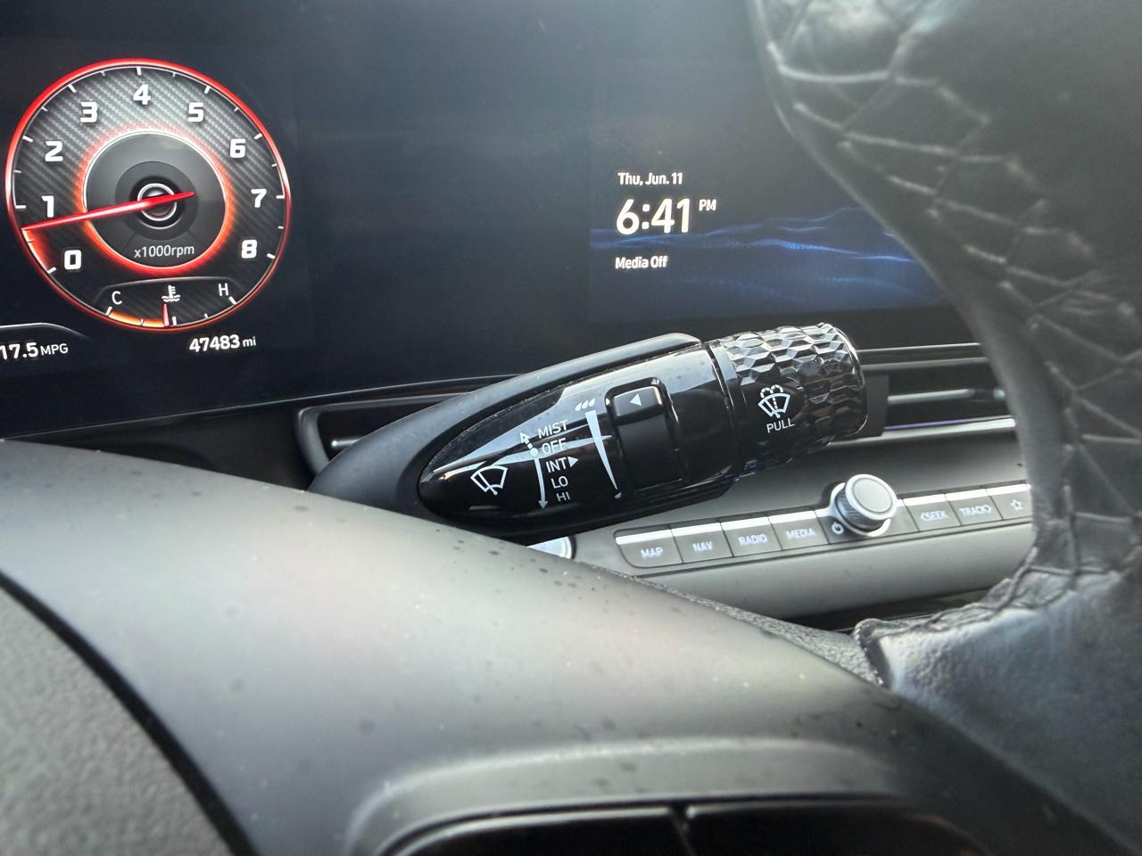 Hyundai Elantra Limited IVT 2024