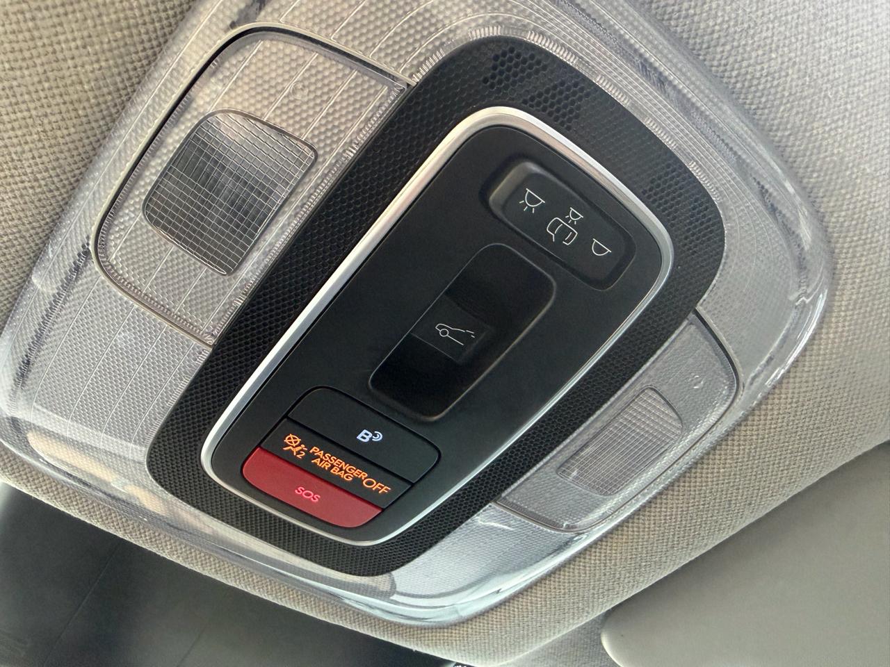 Hyundai Elantra Limited IVT 2024