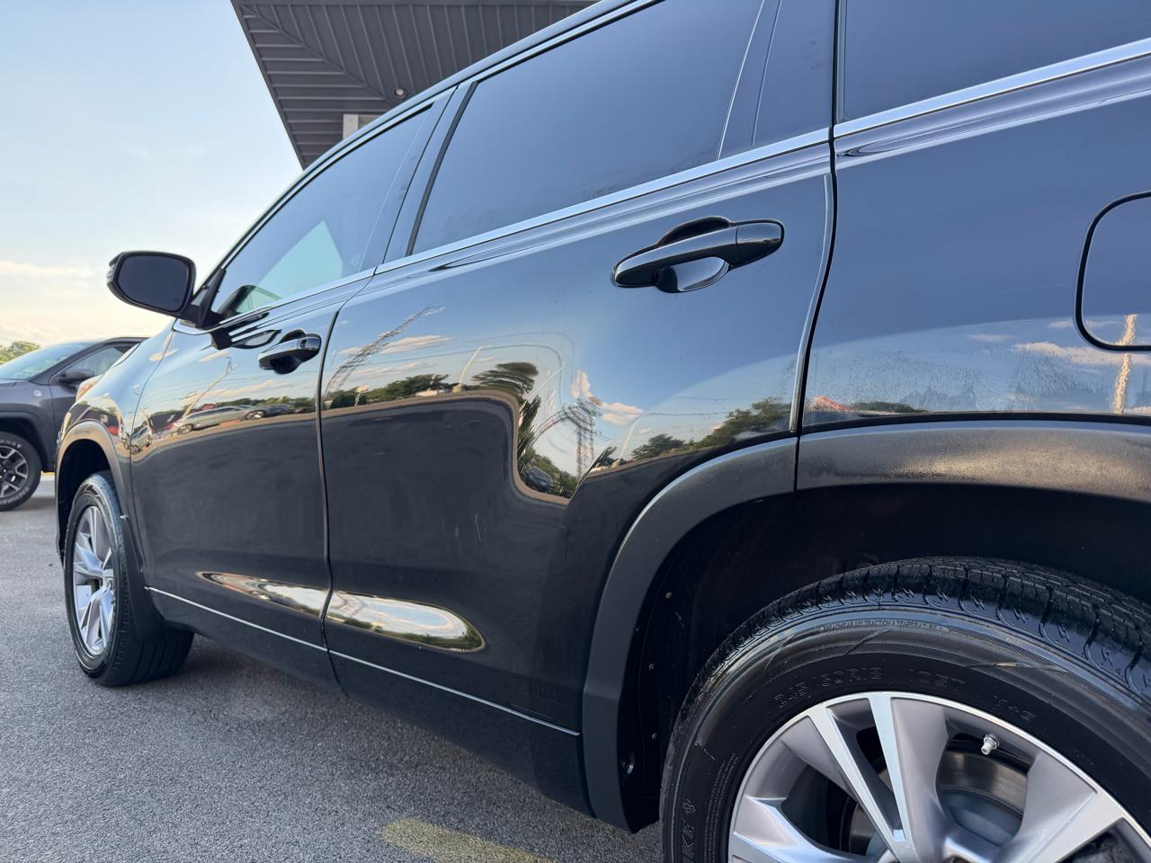 Toyota Highlander AWD 4dr V6 LE (Natl) 2015