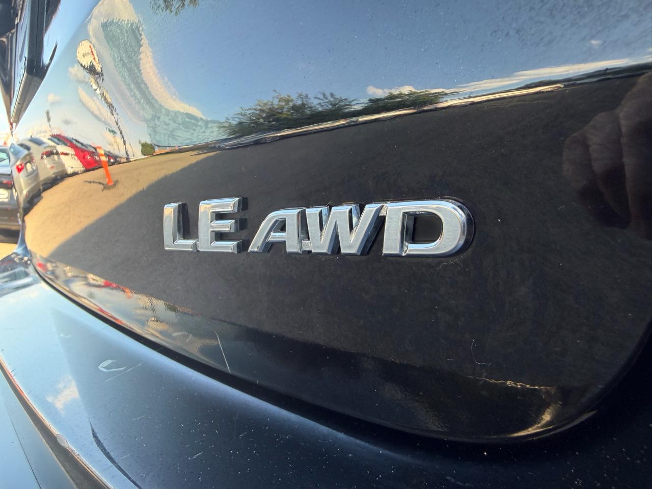 Toyota Highlander AWD 4dr V6 LE (Natl) 2015