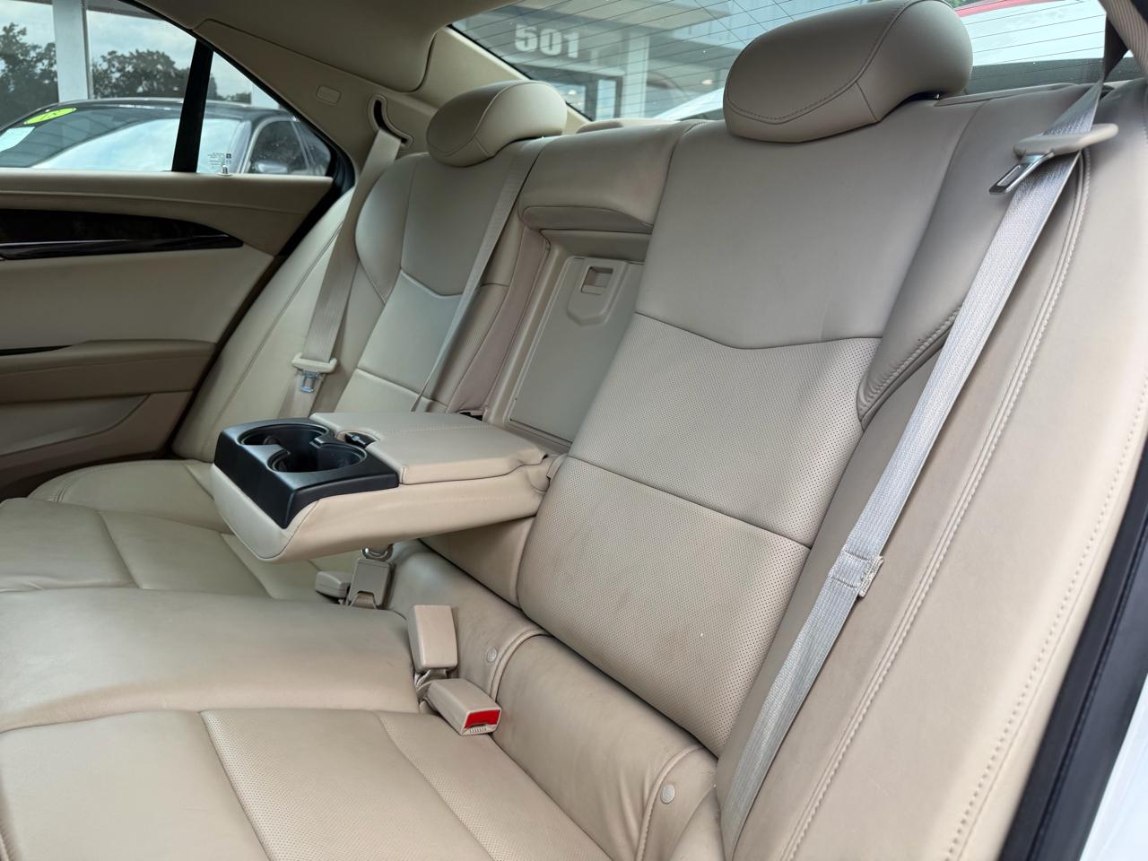 Cadillac ATS Sedan 4dr Sdn 2.0L Luxury Collection AWD 2016