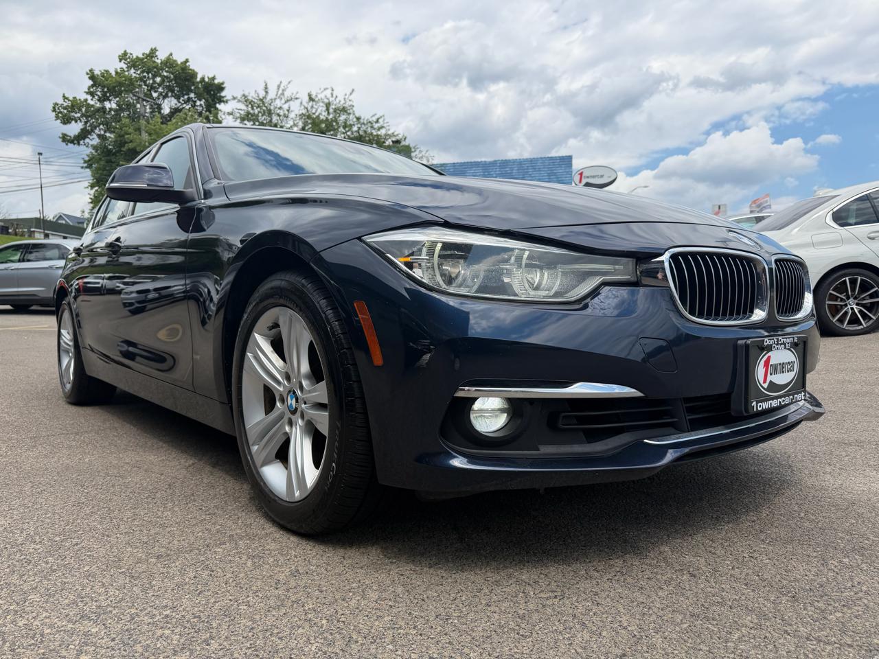 BMW 3 Series 4dr Sdn 328i xDrive AWD SULEV South Africa 2016