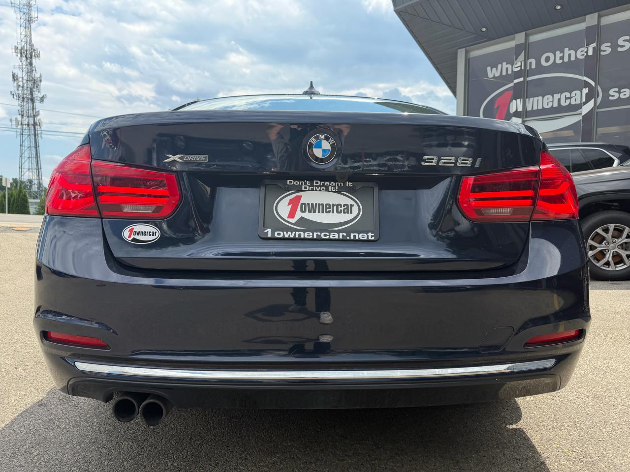 BMW 3 Series 4dr Sdn 328i xDrive AWD SULEV South Africa 2016